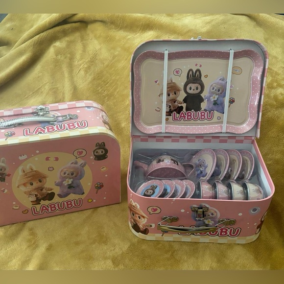 Labubu Tea Set! - Picture 6 of 7